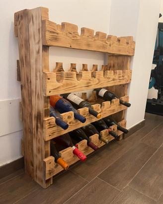 Portabottiglie in legno artiginale in stil rustico