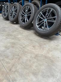 4 cerchi originali grigi da 19 pollici X3 X4