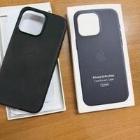 cover apple finewoven 15 pro Max