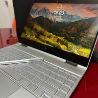 HP Spectre X360 13", i5 8250U,8GB RAM, 500GB SSD