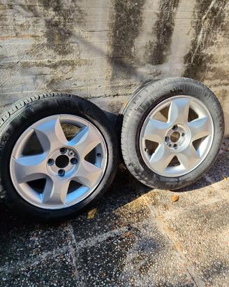Gomme auto