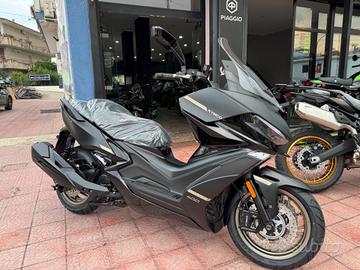 Kymco Xciting 400i VS