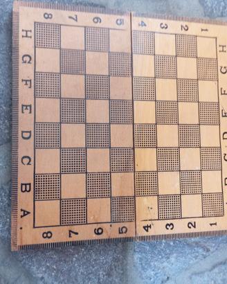 scacchiera in legno