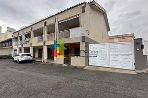 Delizioso appartamento con terrazzo e posto auto