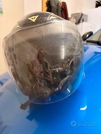 Casco Jet Dainese D-tec nero con grafiche oro
