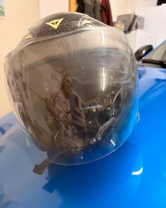 Casco Jet Dainese D-tec nero con grafiche oro