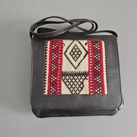 Borsa comprata in Perù in pelle e tessuto