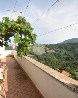 5 LOCALI A RUTINO