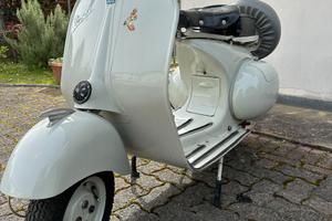Piaggio Vespa VL2 150 anno 1955 "struzzo"