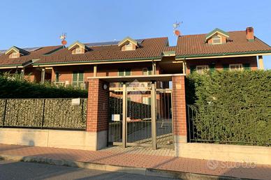 2 LOCALI A SAN MAURIZIO CANAVESE