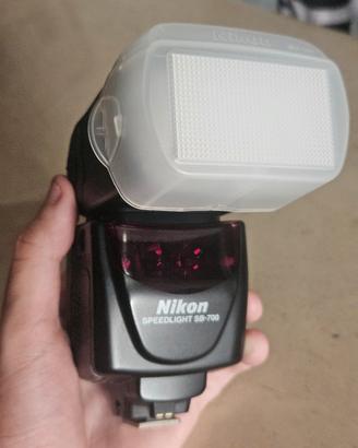 Flash Nikon Speedlight SB-700