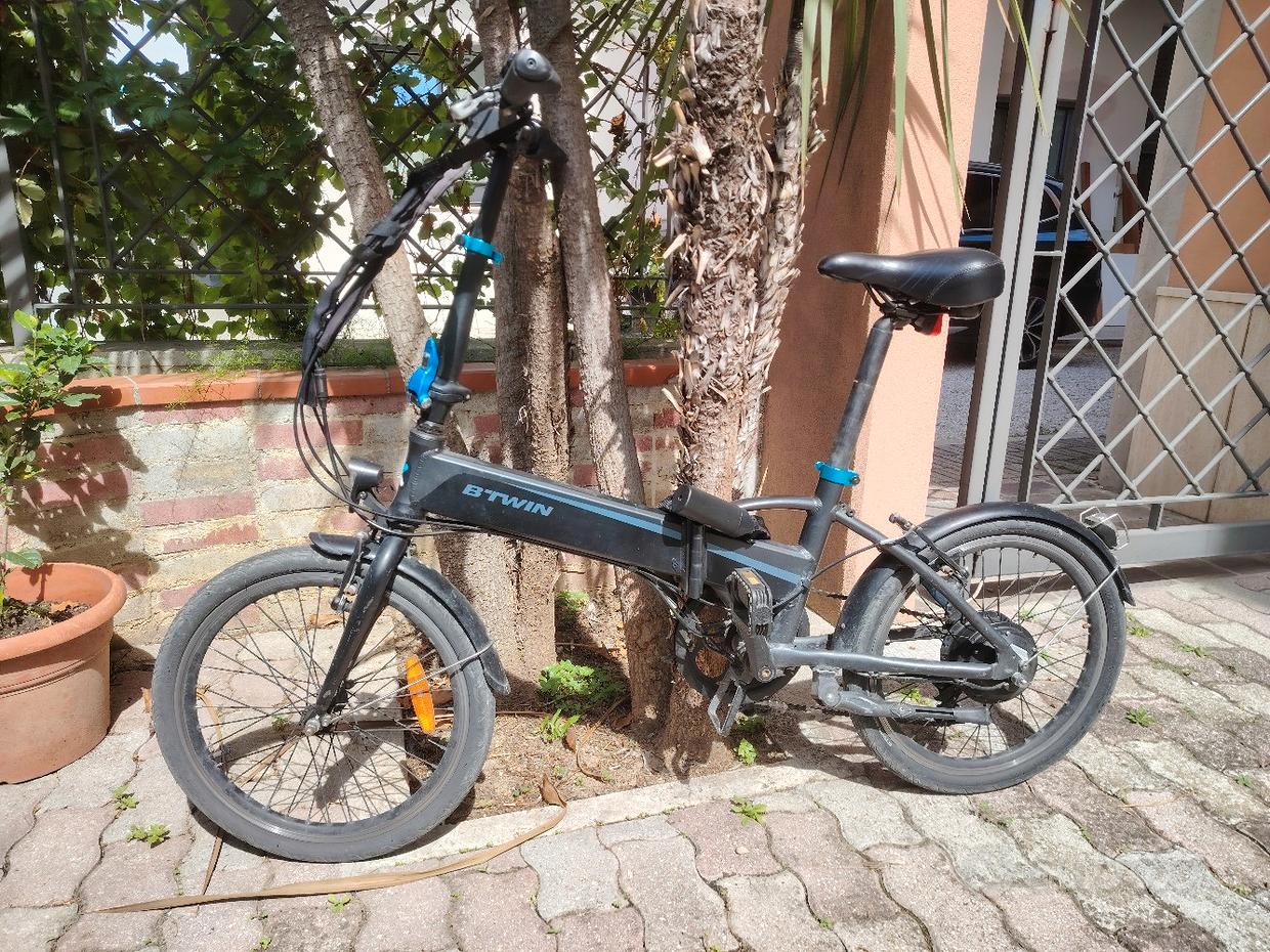 Bicycle Bici Elettrica Offerta Volantino Bici Elettrica Biciclette