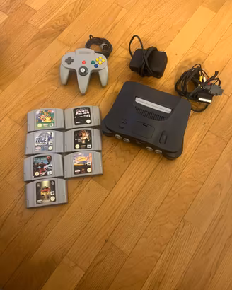 Nintendo 64 + Controller + 7 Giochi Cult