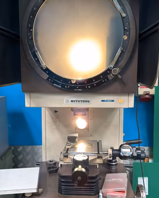 Profilometro Mitutoyo - meccanica - industria 