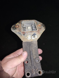 Supporto e staffa cambio Suzuki