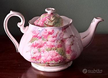 Royal Albert teiera 