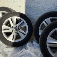 Cerchi in lega originali Volkswagen+gomme205/55R16