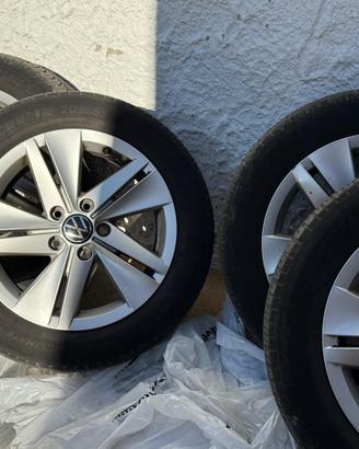 Cerchi in lega originali Volkswagen+gomme205/55R16