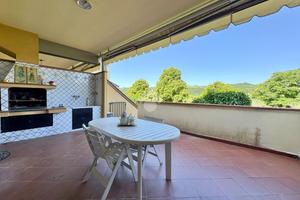 VILLA A SCHIERA A PELAGO