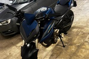 SRK 700 naked QJ motor 2025