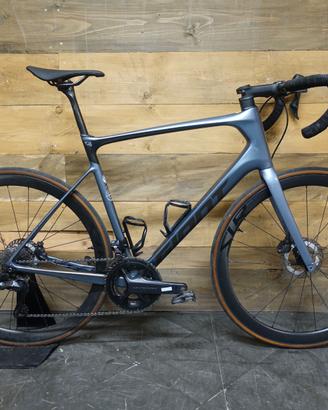 Road Bike Giant Defy Corsa Tg. L - Usata*