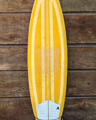 Tavola surf shortboard Eschisido artigianale 6.4
