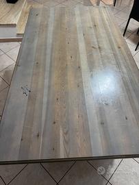 Tavolo in legno