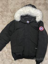 CANADA GOOSE NERO GIACCA