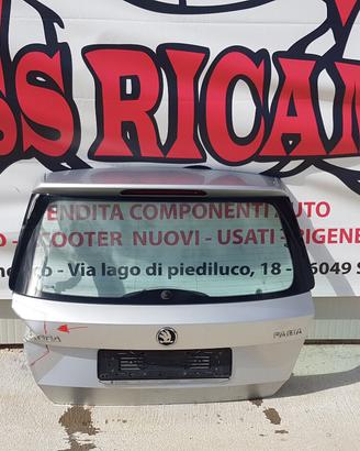 SKODA FABIA NJ3 PORTELLONE LUNOTTO POSTERIORE