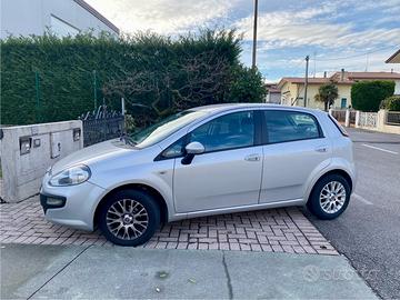 Fiat punto 2012 benzina