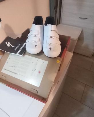 Scarpe uomo 46 con incastri per bicicletta