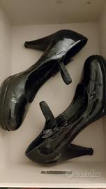 décolleté nere vernice 