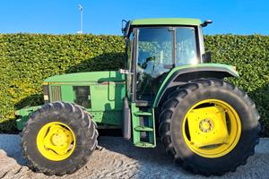 Trattore usato John Deere 6800 DT