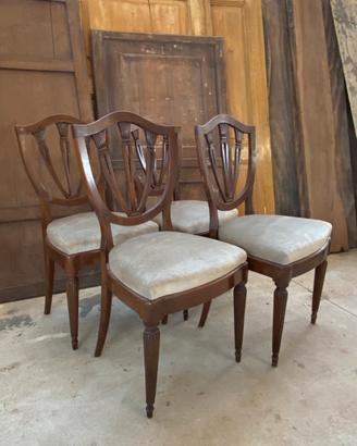Set 4 sedie in noce € 200
