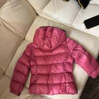 Piumino moncler 4/5 a macchioline in foto