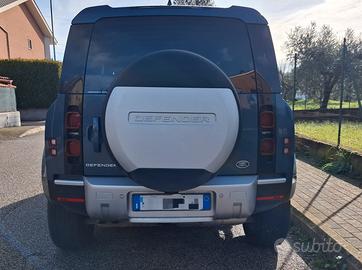 NUOVA DEFENDER 90 3.0ID 200CV gancio traino ecc