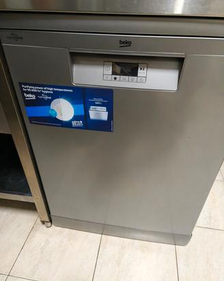 lavastoviglie beko b300