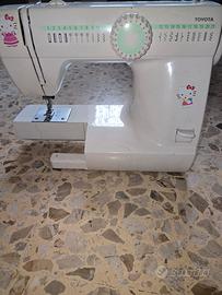 machina da cucire 