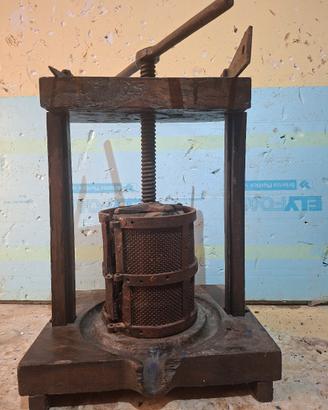 Torchio per miele in legno e ferro anni 50