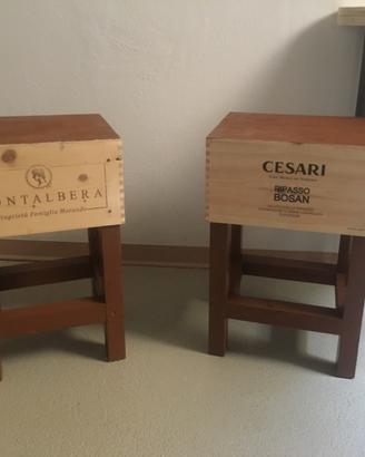 Sgabello con casse di Vino in legno