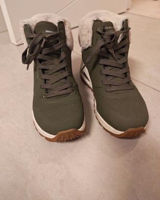 Skechers UNO RUGGED