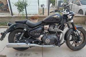 Royal Enfield Super Meteor 650 – 2024 – 980 km