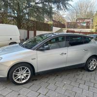 Lancia Delta 1.6 MJT DPF Argento
