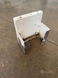 Supporto per motore di scorta