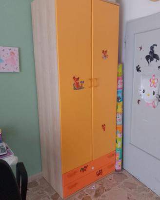 tavoli sedie lampadari armadio
