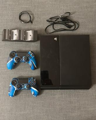 Sony PlayStation 4 + Accessori leggere descrizione