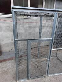 voliera uccelli polli pappagalli