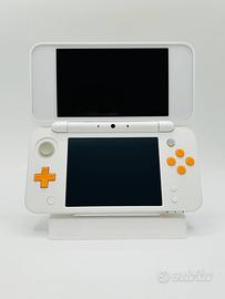 New Nintendo 2DS XL Bianco/Arancione Personalizzat