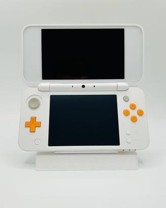 New Nintendo 2DS XL Bianco/Arancione Personalizzat