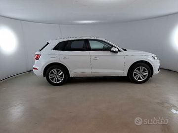 AUDI Q5 35 TDI Business Sport quattro S tronic